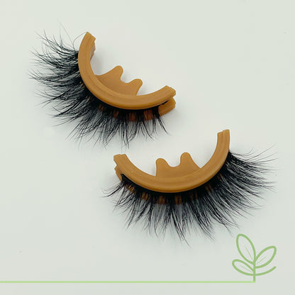 WINTER Press On Natural Lashes